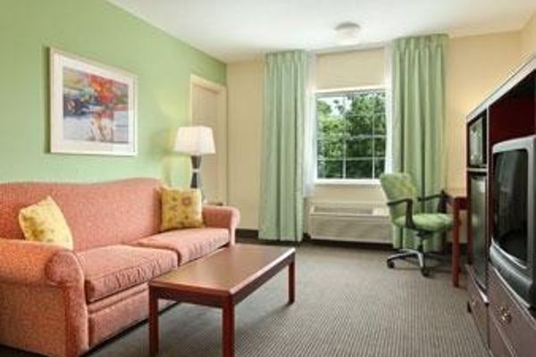 Baymont Inn and Suites Jefferson City